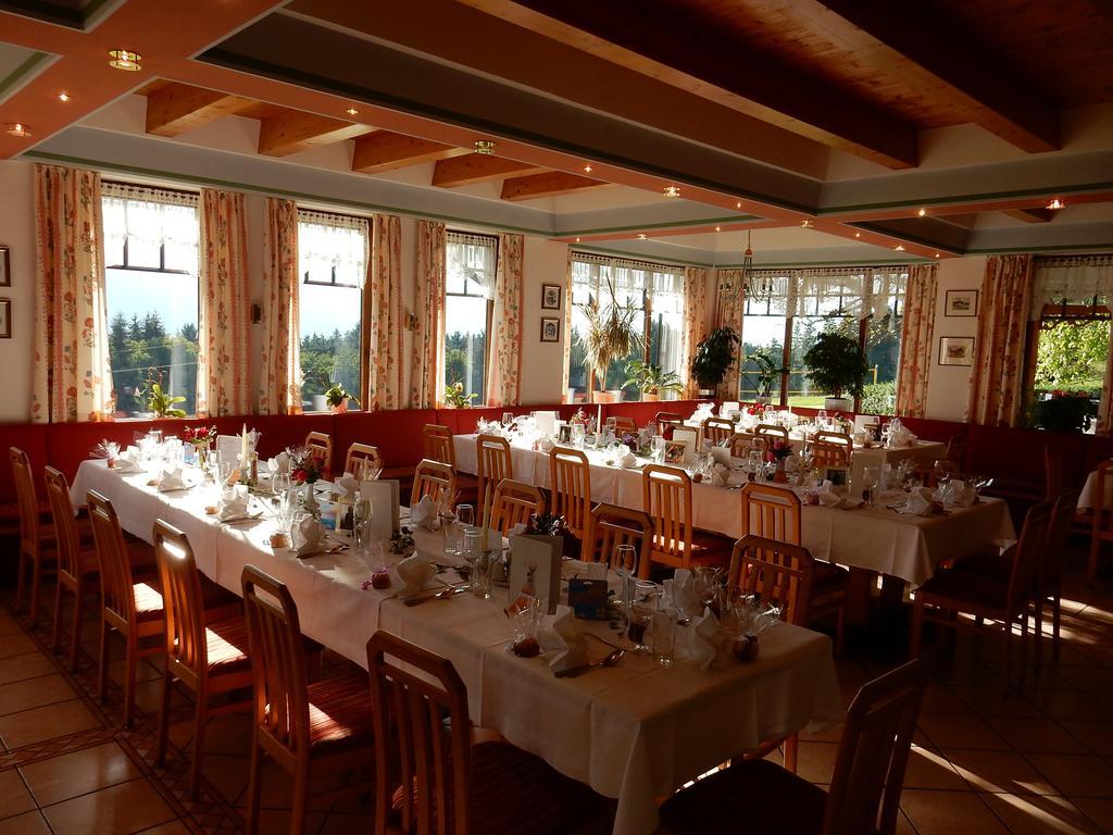 Hotel Landhof Simeter Gmbh Spittal an der Drau Ngoại thất bức ảnh