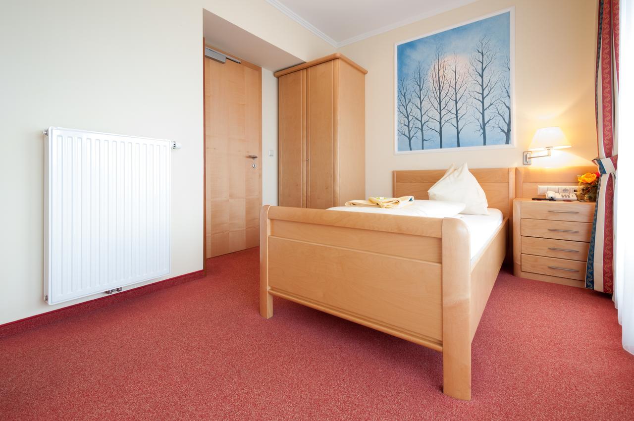 Hotel Landhof Simeter Gmbh Spittal an der Drau Ngoại thất bức ảnh